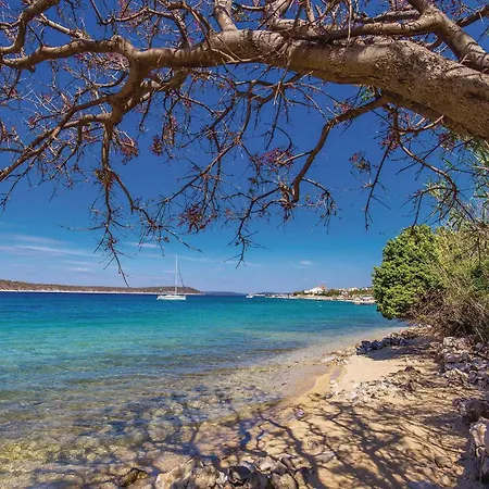 Lovely In Rab With Wifi 拉布