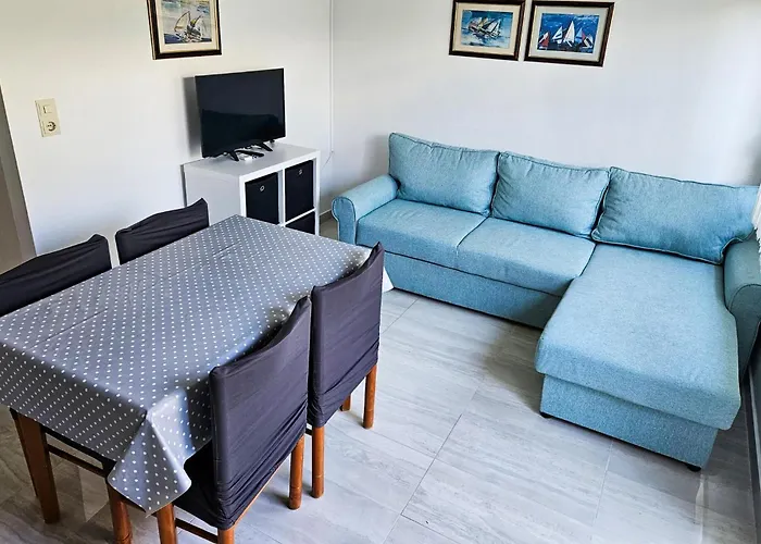 2 Bedroom Amazing In Rab * ラブ