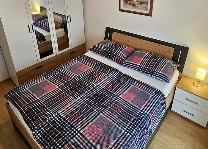 2 Bedroom Amazing In Rab * ラブ